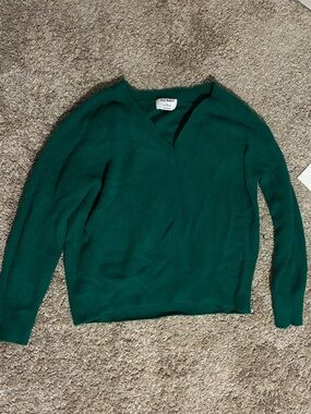 Women’s Green Ribbed Knit Sweater